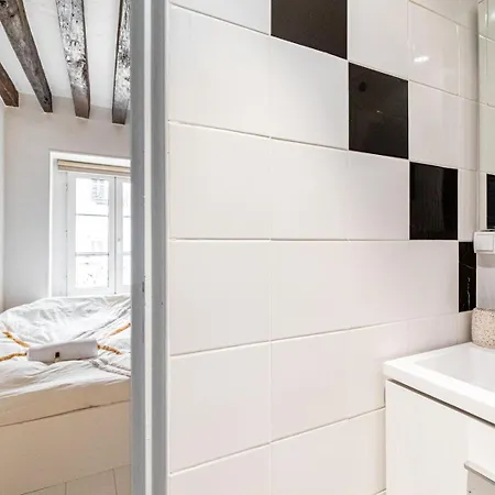 Appartamento Guestready - Exposed Beams Flat Near Le Marais *