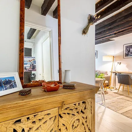 Guestready - Exposed Beams Flat Near Le Marais Appartamento *