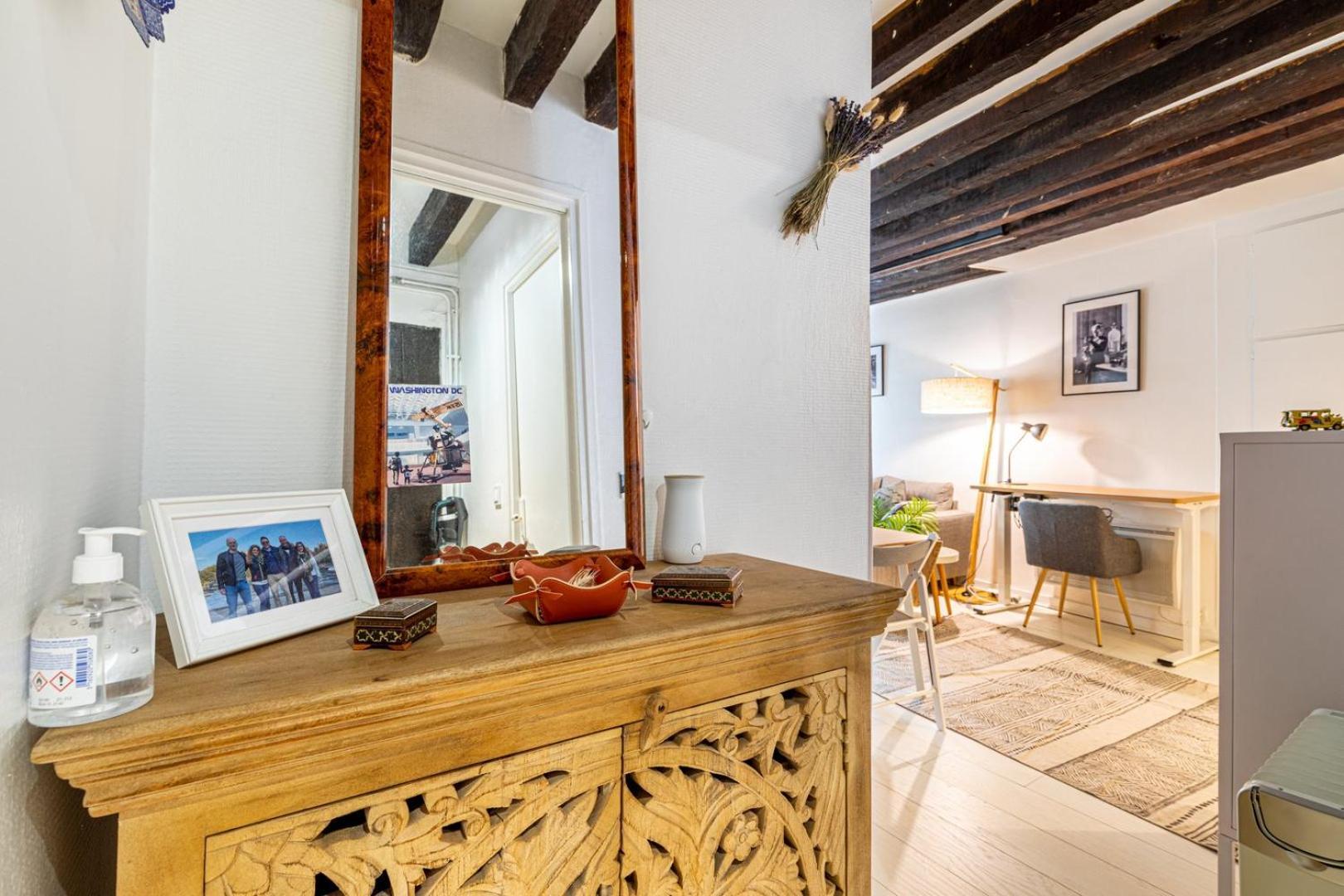 Guestready - Exposed Beams Flat Near Le Marais Appartamento *